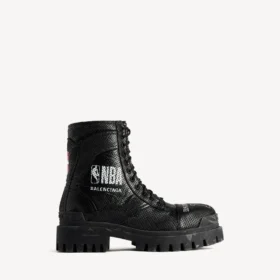 Balenciaga para hombre | Bota «Combat Strike» de la colaboración con la NBA en negro