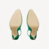 Balenciaga para mujer | Sandalias de talón abierto de Manolo Blahnik en color hierba Balenciaga para mujer | Sandalias de talón abierto de Manolo Blahnik en color hierba