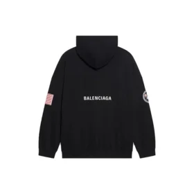 Balenciaga x NASA FW21 para hombre: sudadera clásica de algodón con capucha, corte holgado y mangas largas, con logotipo cruzado, en negro 651799TKVD81070 Balenciaga x NASA FW21 para hombre: sudadera clásica de algodón con capucha, corte holgado y mangas largas, con logotipo cruzado, en negro 651799TKVD81070