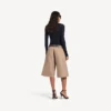 Bermudas de mujer en color duna Bermudas de mujer en color duna