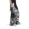 Bolsa Explorer para hombre con correa, pequeña, en negro Bolsa Explorer para hombre con correa, pequeña, en negro
