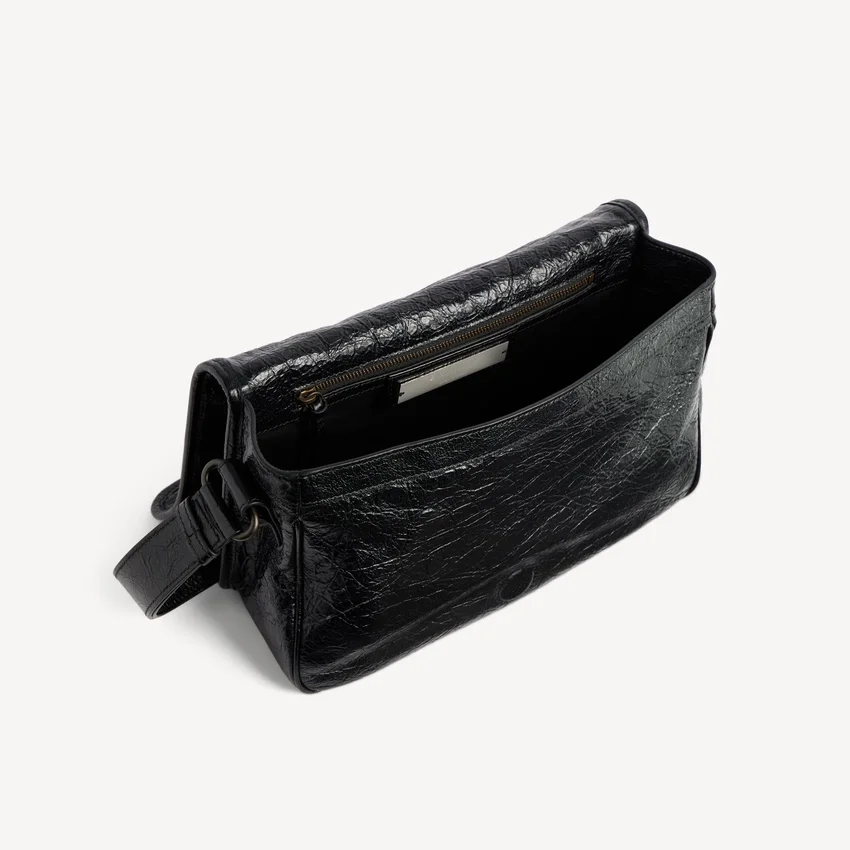 Bolso bandolera con solapa «Le City» para hombre, pequeño, en negro Bolso bandolera con solapa «Le City» para hombre, pequeño, en negro