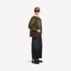 Bolso bandolera con solapa «Le City» para hombre, tamaño pequeño, en color espresso claro Bolso bandolera con solapa «Le City» para hombre, tamaño pequeño, en color espresso claro