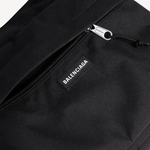 Bolso bandolera Explorer Hobo para hombre en negro Bolso bandolera Explorer Hobo para hombre en negro