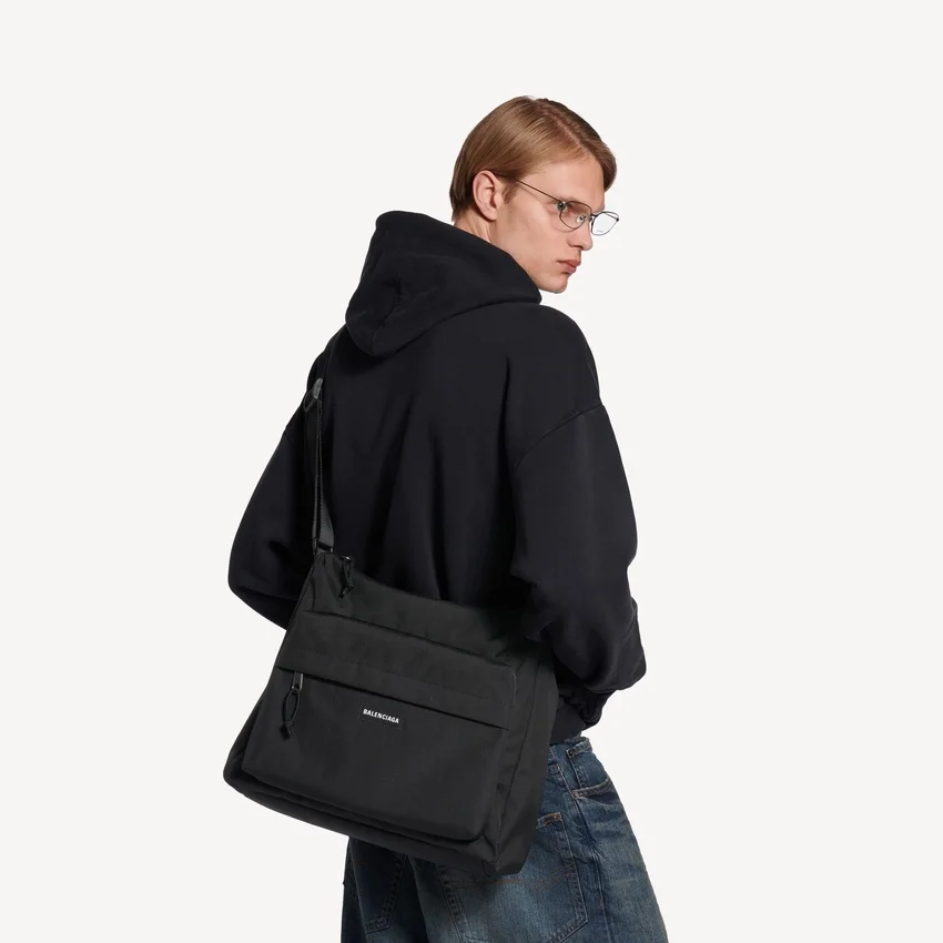 Bolso bandolera Explorer Hobo para hombre en negro Bolso bandolera Explorer Hobo para hombre en negro
