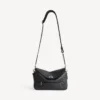 Bolso bandolera Le 7 Cube para hombre, pequeño, en negro Bolso bandolera Le 7 Cube para hombre, pequeño, en negro