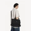 Bolso bandolera militar para hombre en color negro Bolso bandolera militar para hombre en color negro
