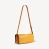 Bolso de hombro Le 7 para mujer, tamaño mediano, en color curry Bolso de hombro Le 7 para mujer, tamaño mediano, en color curry