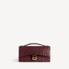 Bolso de mano de mujer con forma de Hourglass y cadena en color burdeos oscuro Bolso de mano de mujer con forma de Hourglass y cadena en color burdeos oscuro