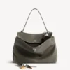 Bolso de mano grande de estilo Rodeo para mujer con dijes en color caqui Bolso de mano grande de estilo Rodeo para mujer con dijes en color caqui