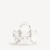Bolso «Le City» para mujer, pequeño, con tachuelas gigantes y pedrería, en blanco óptico Bolso «Le City» para mujer, pequeño, con tachuelas gigantes y pedrería, en blanco óptico