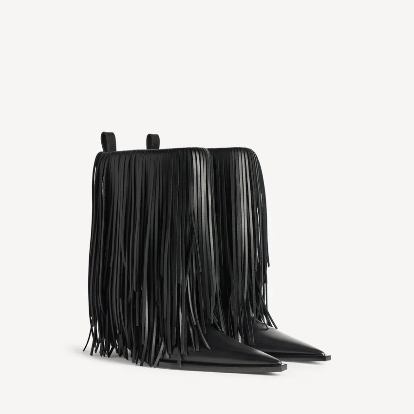 Botines Avenue con flecos para mujer en negro Botines Avenue con flecos para mujer en negro