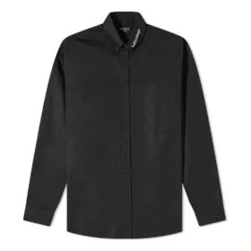 Camisa de manga larga con botones y logotipo en el cuello «Negro» 671586TYB181000 Camisa de manga larga con botones y logotipo en el cuello «Negro» 671586TYB181000