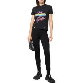 Camiseta de jersey con estampado desgastado, corte pequeño, «Washed Black» 612964TMVH31055 Camiseta de jersey con estampado desgastado, corte pequeño, «Washed Black» 612964TMVH31055