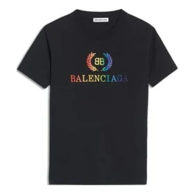 Camiseta de manga corta con cuello redondo y logotipo en degradado arcoíris, color negro 570814TEV531000 Camiseta de manga corta con cuello redondo y logotipo en degradado arcoíris, color negro 570814TEV531000