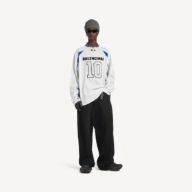 Camiseta de manga larga oversize para hombre de Balenciaga | Colaboración con la NBA en blanco/multicolor