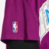 Camiseta oversize para hombre de Balenciaga | Colaboración con la NBA en color violeta Camiseta oversize para hombre de Balenciaga | Colaboración con la NBA en color violeta