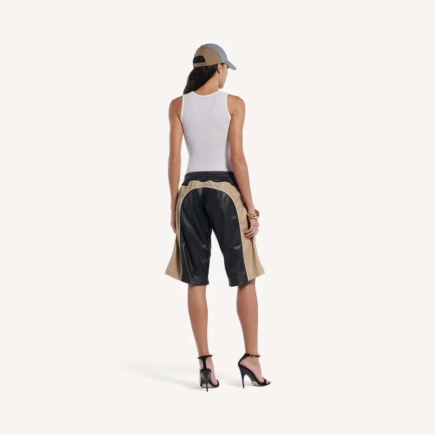Camiseta sin mangas de mujer en blanco Camiseta sin mangas de mujer en blanco