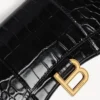 Cartera de mujer con forma de Hourglass y cadena, en color negro