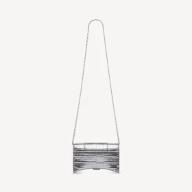 Cartera de mujer con forma de Hourglass y cadena en color plateado