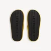 Chanclas «Jet Lag» para mujer en color mostaza Chanclas «Jet Lag» para mujer en color mostaza