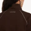 Chaqueta de chándal «techwear» para mujer en color moka Chaqueta de chándal «techwear» para mujer en color moka