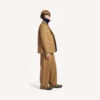 Chaqueta de hombre de corte normal y botonadura simple en color camel Chaqueta de hombre de corte normal y botonadura simple en color camel
