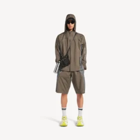 Chaqueta técnica con cremallera para hombre en color gris