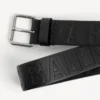Cinturón de hombre con logotipo grabado en relieve en negro