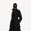 Gabardina corta tipo «cocoon» para mujer en negro Gabardina corta tipo «cocoon» para mujer en negro