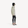Gabardina de doble botonadura para mujer en beige claro Gabardina de doble botonadura para mujer en beige claro