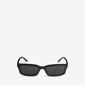 Gafas de sol rectangulares para uso diario en color negro