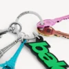 Llavero/colgante de moto para mujer de Balenciaga en verde/negro Llavero/colgante de moto para mujer de Balenciaga en verde/negro