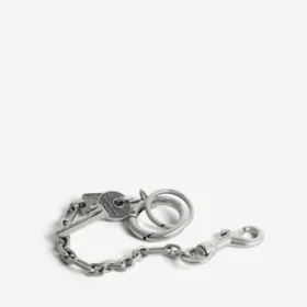 Llavero Neverlost para hombre en plata envejecida