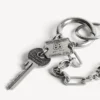 Llavero Neverlost para hombre en plata envejecida