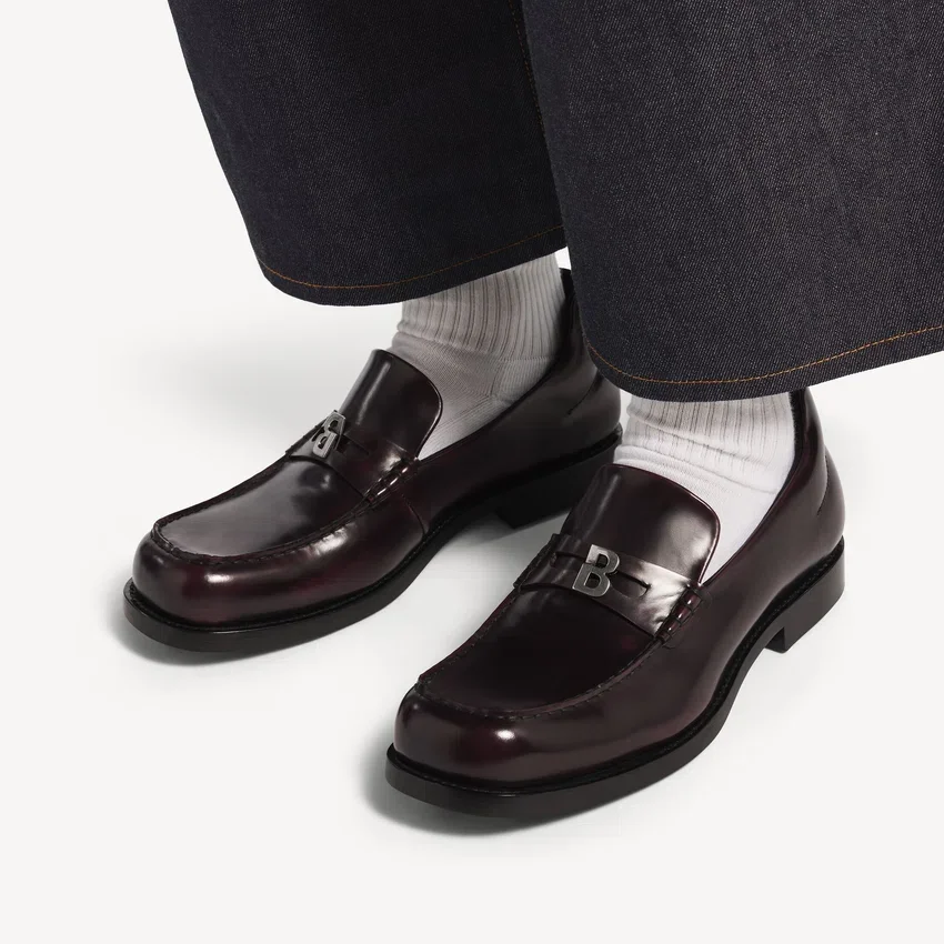 Mocasines cómodos para hombre en burdeos oscuro Mocasines cómodos para hombre en burdeos oscuro