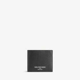 Monedero cuadrado plegable para tarjetas de crédito de hombre en color negro Monedero cuadrado plegable para tarjetas de crédito de hombre en color negro