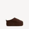 Mules de plataforma blanda «Alaska» para mujer en color espresso claro Mules de plataforma blanda «Alaska» para mujer en color espresso claro