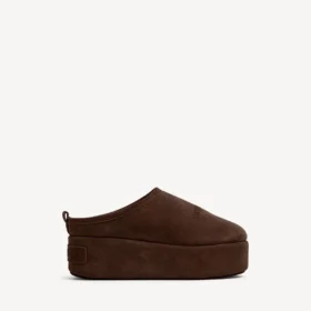 Mules de plataforma blanda «Alaska» para mujer en color espresso claro Mules de plataforma blanda «Alaska» para mujer en color espresso claro