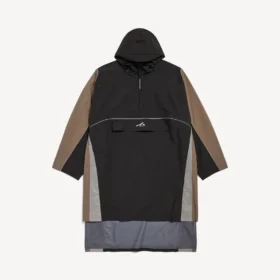 Poncho técnico para hombre en negro