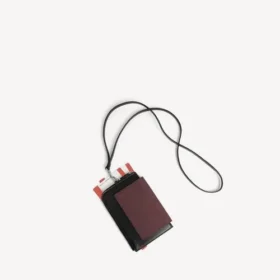 Portamóviles y pasaporte para hombre en color burdeos