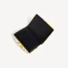 Portapasaportes «Chips» para hombre en color amarillo Portapasaportes «Chips» para hombre en color amarillo