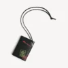 Portatarjetas y pasaporte para hombre con colgante en negro/multicolor Portatarjetas y pasaporte para hombre con colgante en negro/multicolor
