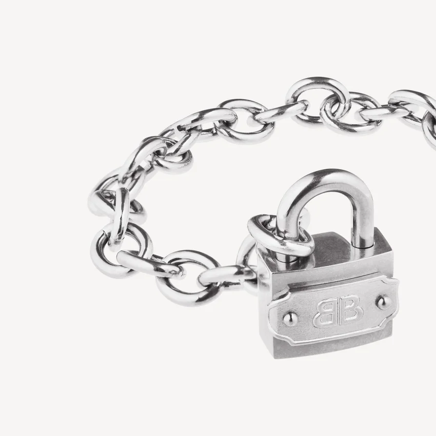 Pulseras con candado en Si bemol, en plata/plata envejecida Pulseras con candado en Si bemol, en plata/plata envejecida