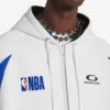Sudadera con capucha y cremallera oversize para hombre de Balenciaga | Colaboración con la NBA en blanco/multicolor Sudadera con capucha y cremallera oversize para hombre de Balenciaga | Colaboración con la NBA en blanco/multicolor