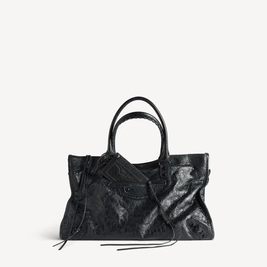 Tarjetero con espejo «Le City Charm» para mujer en negro Tarjetero con espejo «Le City Charm» para mujer en negro