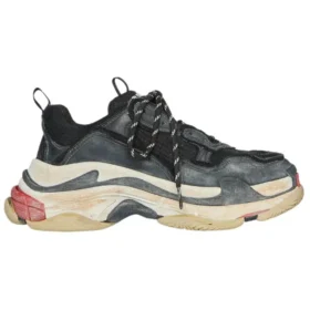 Triple S «Rojo negro» 533882W3CS11061