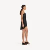 Vestido babydoll con tirantes para mujer en negro Vestido babydoll con tirantes para mujer en negro