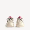 Zapatillas «Hamptons» para mujer, de estilo desgastado medio, en color blanco roto/rojo Zapatillas «Hamptons» para mujer, de estilo desgastado medio, en color blanco roto/rojo