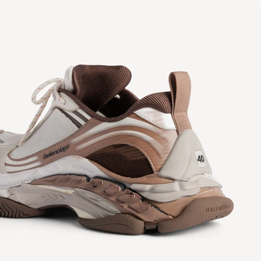 Zapatillas Triple S.2 para mujer en marrón/beige Zapatillas Triple S.2 para mujer en marrón/beige